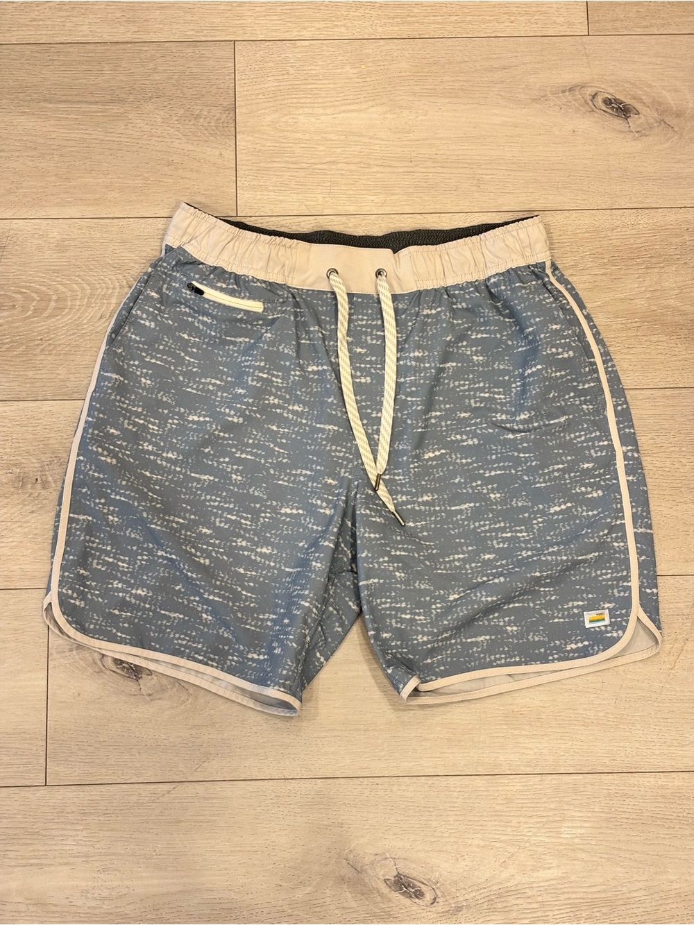 Vuori Men’s Banks Shorts